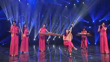 让我们荡起双桨（演奏：女子十二乐坊）