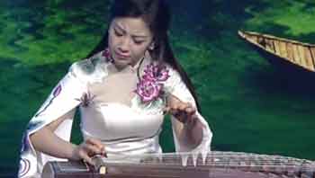 春日景和（演奏：尚靖雅）